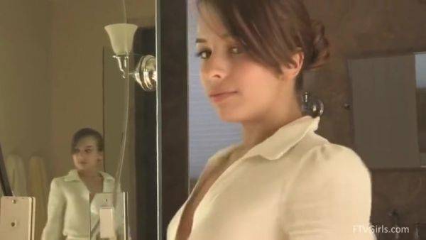 Make Me Classy With Gorgeous Girl And Sophia Sutra - hotmovs.com on poweredporn.com