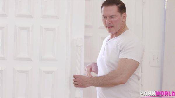 Busty Savannah Bond Makes Use of Glass Dildo and Cock to Stretch Out Asshole GP2363 - PornWorld - hotmovs.com - Australia on poweredporn.com