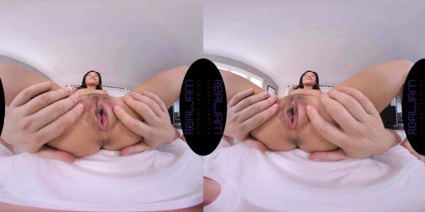 Vina Sky - Under Your Control #Vrsmartphone #pov #petite - drtuber.com on poweredporn.com