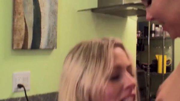 Irresistible Orgasm!!! - hotmovs.com on poweredporn.com