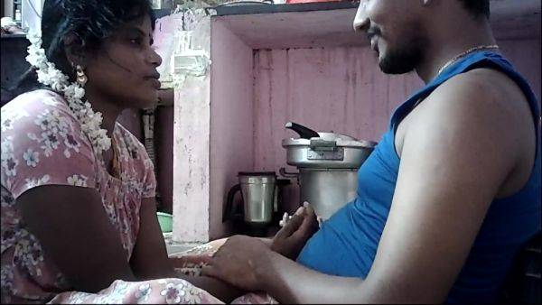 Indian Wife Kissing On And Boobs Pressing - desi-porntube.com - India on poweredporn.com