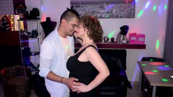 AGEDLOVE Lacey Starr massages BWC from Luke Hardy - drtuber.com on poweredporn.com