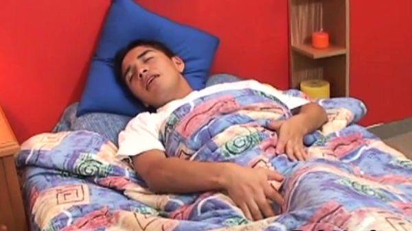 Nympho Latin twink loves jerking dick - drtuber.com on poweredporn.com