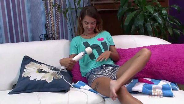 Uma Jolie: A Hot Latina with Tattoos & Toys - veryfreeporn.com on poweredporn.com