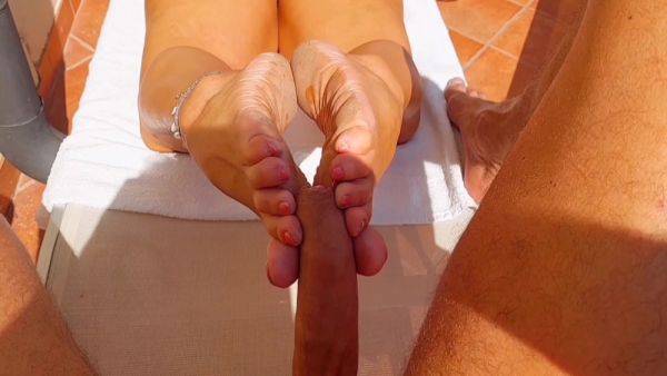 Amateur Blonde Wife Naked Outdoor - hclips.com on poweredporn.com