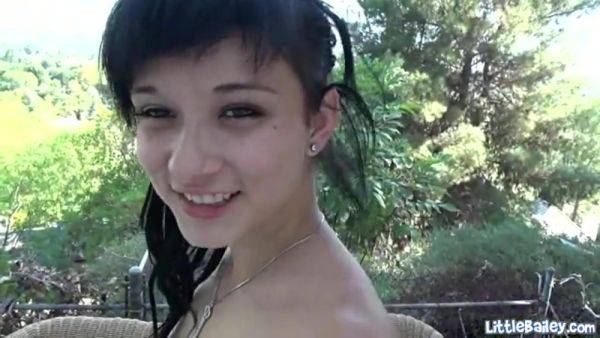 Petite masturbating teen gets fingered - txxx.com on poweredporn.com