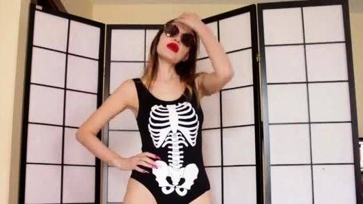 Lady Mesmeratrix - Happy Family - drtuber.com on poweredporn.com