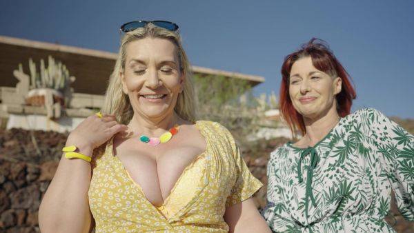 Insolent nude ladies share personal mature foursome in lezzie kinks - hellporno.com on poweredporn.com