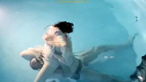 Uw couple - drtuber.com on poweredporn.com