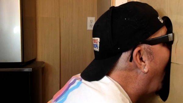 Gloryhole amateur DILF blows cock - drtuber.com on poweredporn.com