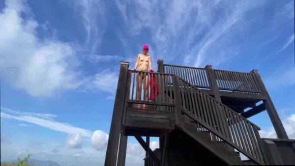 Im A Bit Of An Exhibitionist - videohdzog.com - Belgium on poweredporn.com