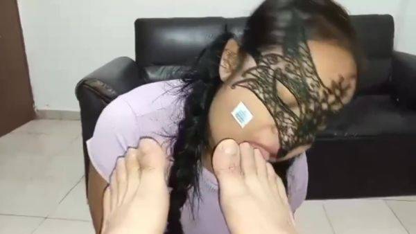 Real Ninera Adora El Sabor De Mis Pies - upornia.com on poweredporn.com