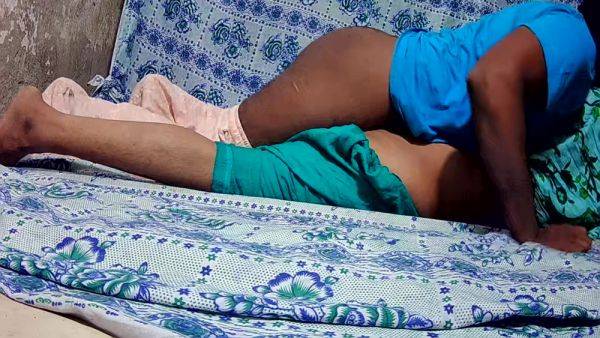 Indian Real Sex In The Room - desi-porntube.com - India on poweredporn.com