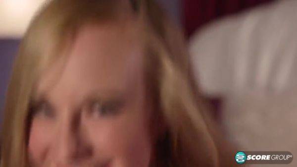 Archive: Sexy Skye - hotmovs.com on poweredporn.com