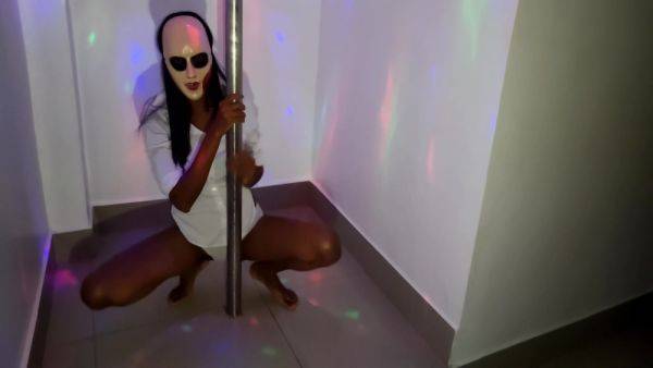 Student Makes Homemade Porn To Ensure Grade With The Teacher - Hot Milf - desi-porntube.com - India on poweredporn.com