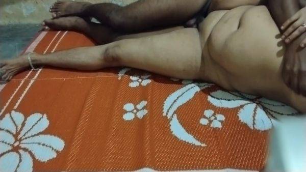 Husband & Wife Sobita Babi Gown To Saw Her Sexy Body And Fuck Her Ass Hard Sex - desi-porntube.com - India on poweredporn.com