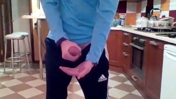 You think he wanted it on the Net... - drtuber.com on poweredporn.com