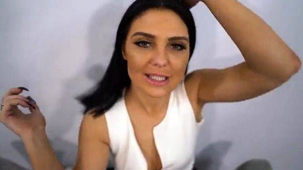 DownBlouse Jerk - roxee couture office photoshoot - drtuber.com on poweredporn.com