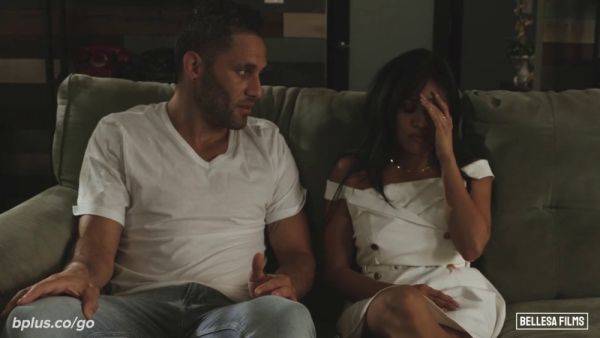 Ember Snow & Damon Dice seduce and finger each other in HD - sexu.com on poweredporn.com