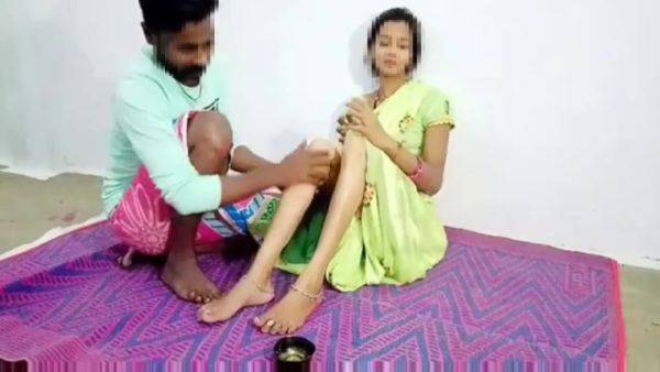 Naukar Ne Malkin Ko Rassi Se Band Kar Chod Diya Malkin Ne Nokar Ko Malish Karne Ko Bulaya Or Naukar Ne Apni Sethani Ko Hi Choda - hclips.com - India on poweredporn.com