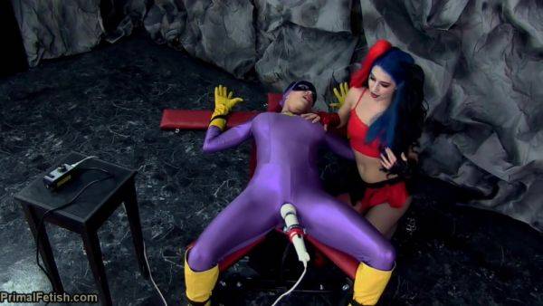 Gentle Fetish Anal Actions With Latex And Bdsm - upornia.com on poweredporn.com