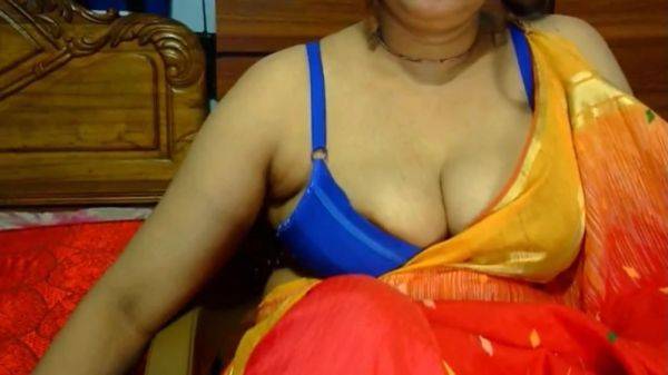 Indian Desi Hot Aunty Doggy Hard Fucking - desi-porntube.com - India on poweredporn.com