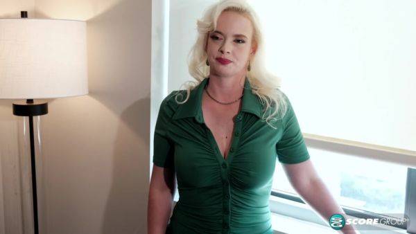 Lacy Jane's First Time - hotmovs.com on poweredporn.com