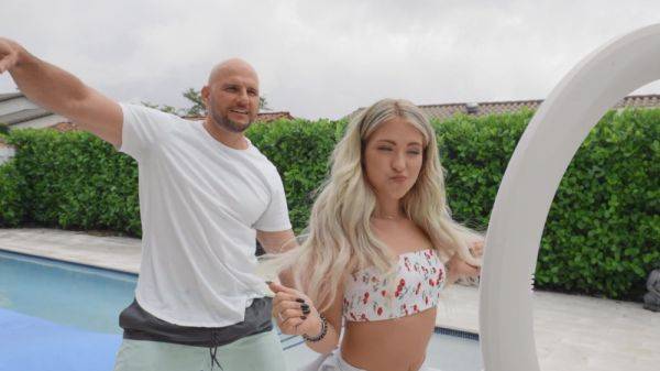 Blonde beauty handles monster cock in premium POV - hellporno.com on poweredporn.com