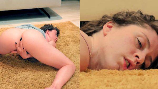 Ersties Join Arden As She Fingers Her Tight Pussy - drtuber.com - Germany on poweredporn.com