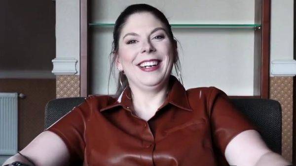 Busty brunette solo masturbation - drtuber.com on poweredporn.com