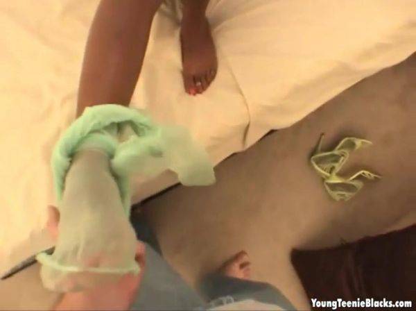 Busty POV ebony teen sucking cock - txxx.com on poweredporn.com