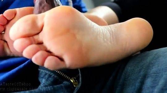 Black Amateur Explore Hot Foot Fetish - drtuber.com on poweredporn.com