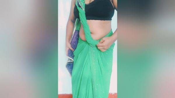 I Dresing School Meeting - desi-porntube.com - India on poweredporn.com