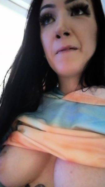 Amateur hottie solo masturbation - drtuber.com on poweredporn.com