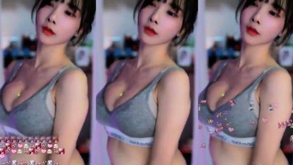 Cute Asian Chubby Teen Wild Dildo Masturbation - drtuber.com - Japan on poweredporn.com