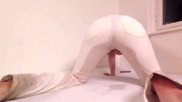 Amateur milf remsym squirting on live webcam - drtuber.com on poweredporn.com