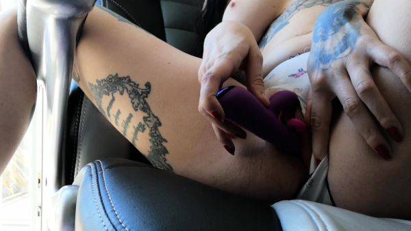 Mature fat blonde masturbating - drtuber.com on poweredporn.com