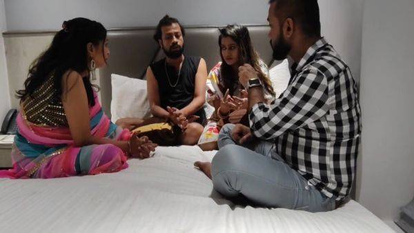 Mature Indian Aunty Teaching Her Young Lover How To Do Sex - hclips.com - India on poweredporn.com