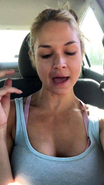 Awesome Big Boobs Blonde Masturbates In The Shower - drtuber.com on poweredporn.com