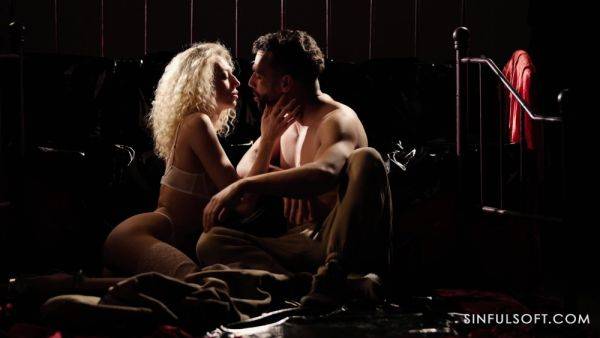 Dashing blonde plays erotic with her man by sucking dick and fucking like a goddes - hellporno.com on poweredporn.com