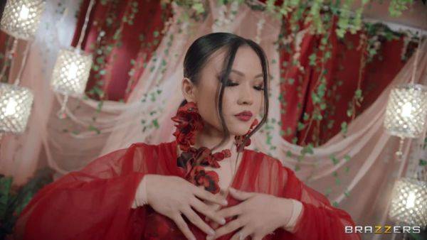 Lulu Chu gets her narrow pussy licked and fucked well - xhand.com on poweredporn.com