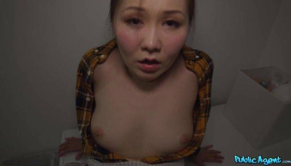 Asian cutie Luna TrueLove gets boned in POV - xhand.com on poweredporn.com