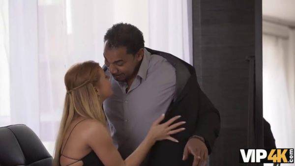 Chrissy Fox's tight pussy stretched by massive black cock in VIP4K video - sexu.com on poweredporn.com