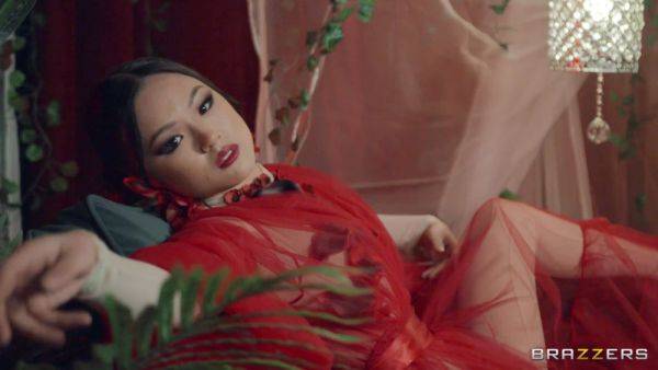 Lulu Chu wraps her lips and pussy around lover's cock - xhand.com on poweredporn.com