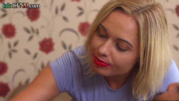 CFNM IR British babes suck black hard cock in group - hotmovs.com on poweredporn.com