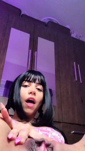 Amateur young brunette enjoys dildo on solo masturbation - drtuber.com on poweredporn.com