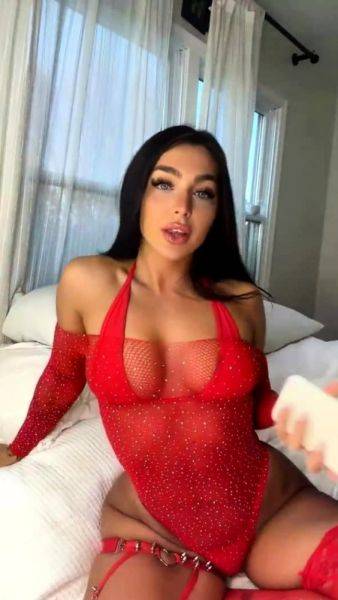 Emily Rinaudo Hot Livestream Video Leaked - drtuber.com on poweredporn.com