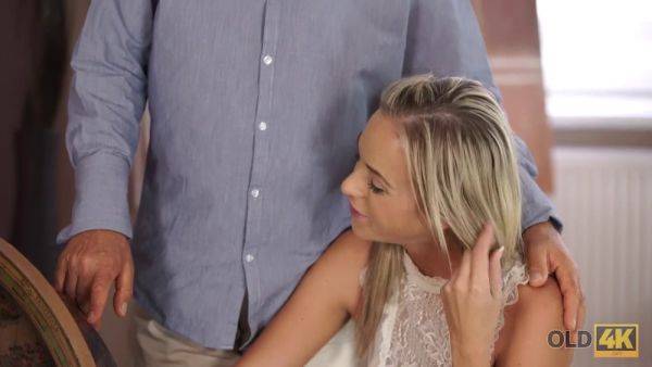 Shanie Ryan finally tries her teacher's big dong in HD! - sexu.com on poweredporn.com