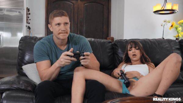 Honey Hayes warms up with her favorite sex toy before anal - xhand.com on poweredporn.com