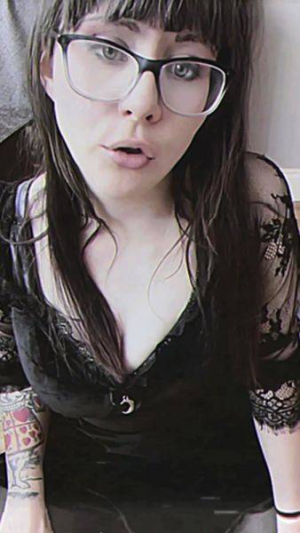 Hottest brunette solo webcam masturbation 2 - drtuber.com on poweredporn.com